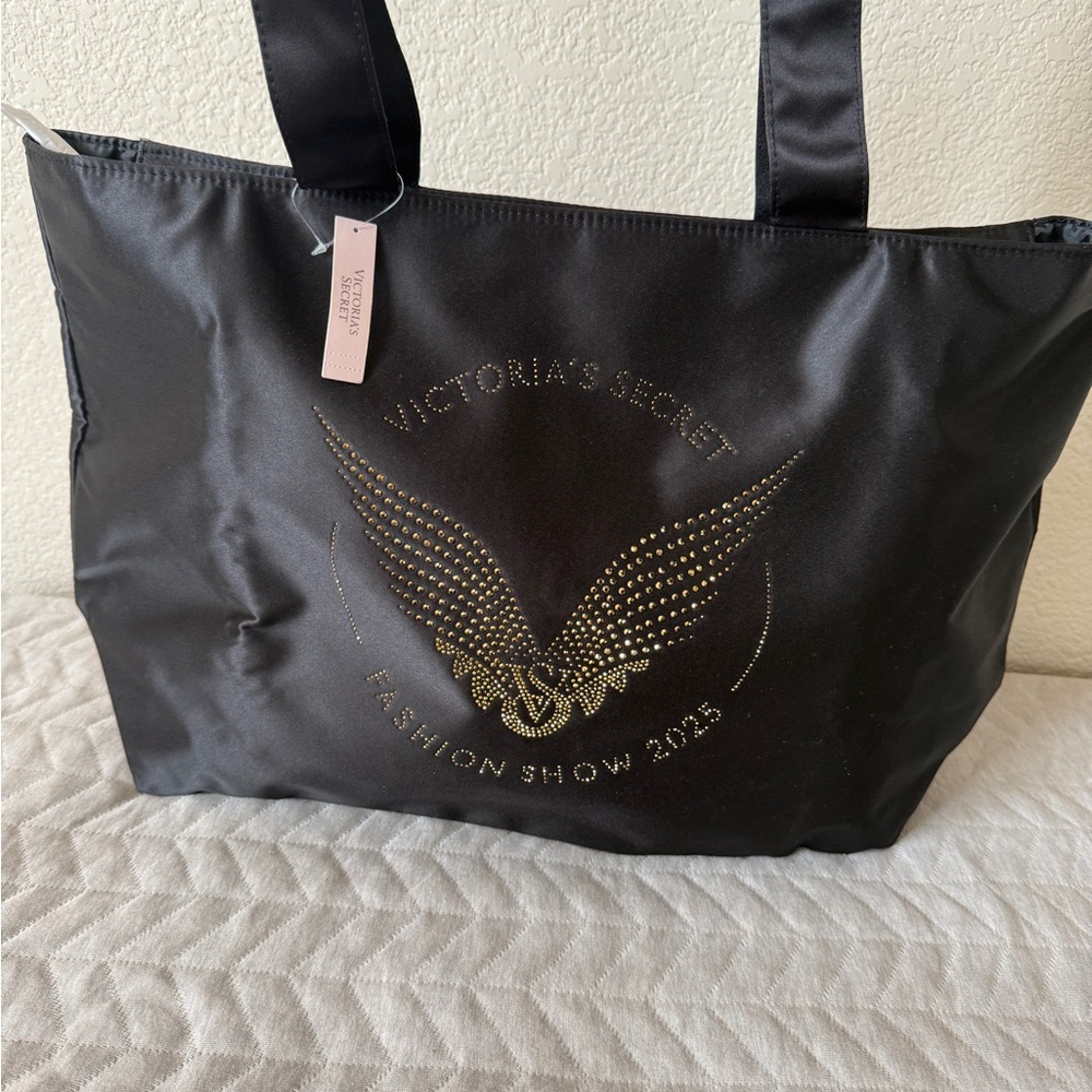 Victoria’s Secret Fashion Show 2025 Satin Blingy Zippered Tote New with Tags